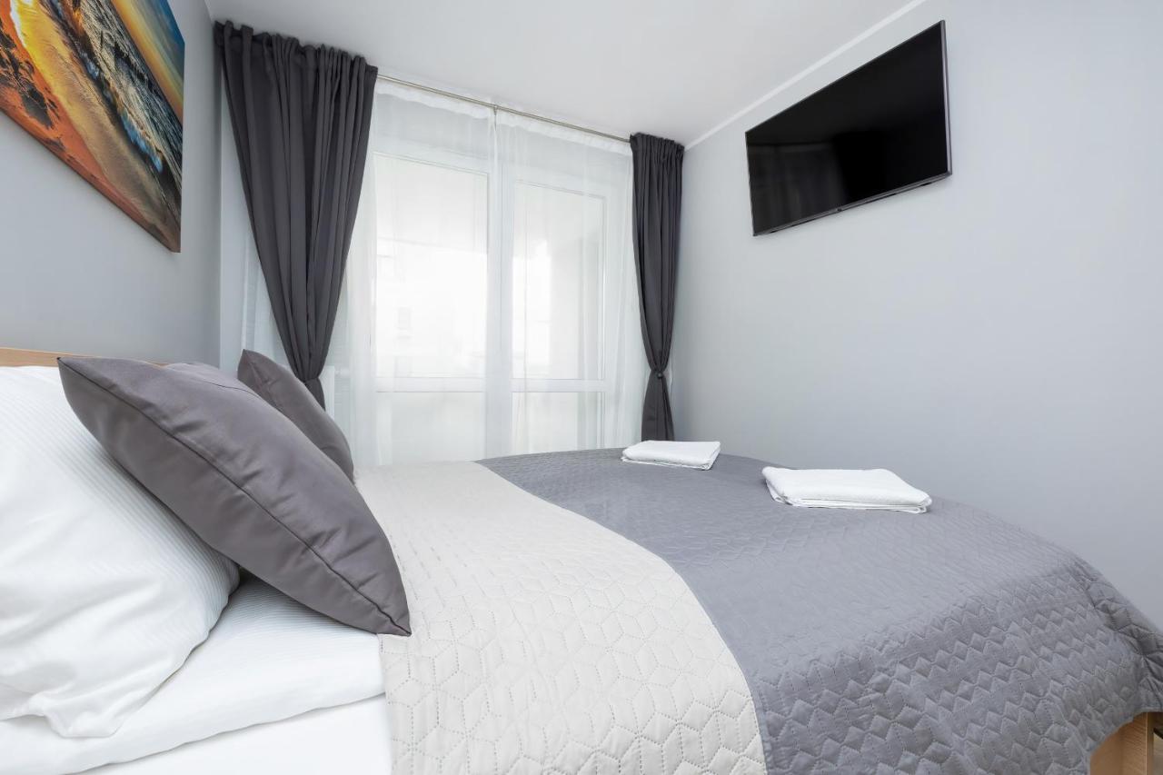 Apartamenty Platany Z Parkingiem By Noclegi Renters Kolobrzeg Exterior photo