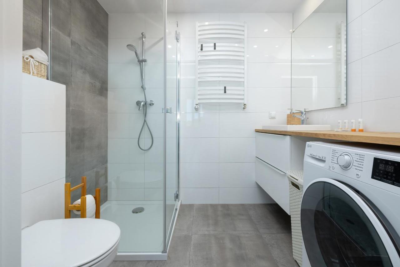 Apartamenty Platany Z Parkingiem By Noclegi Renters Kolobrzeg Exterior photo